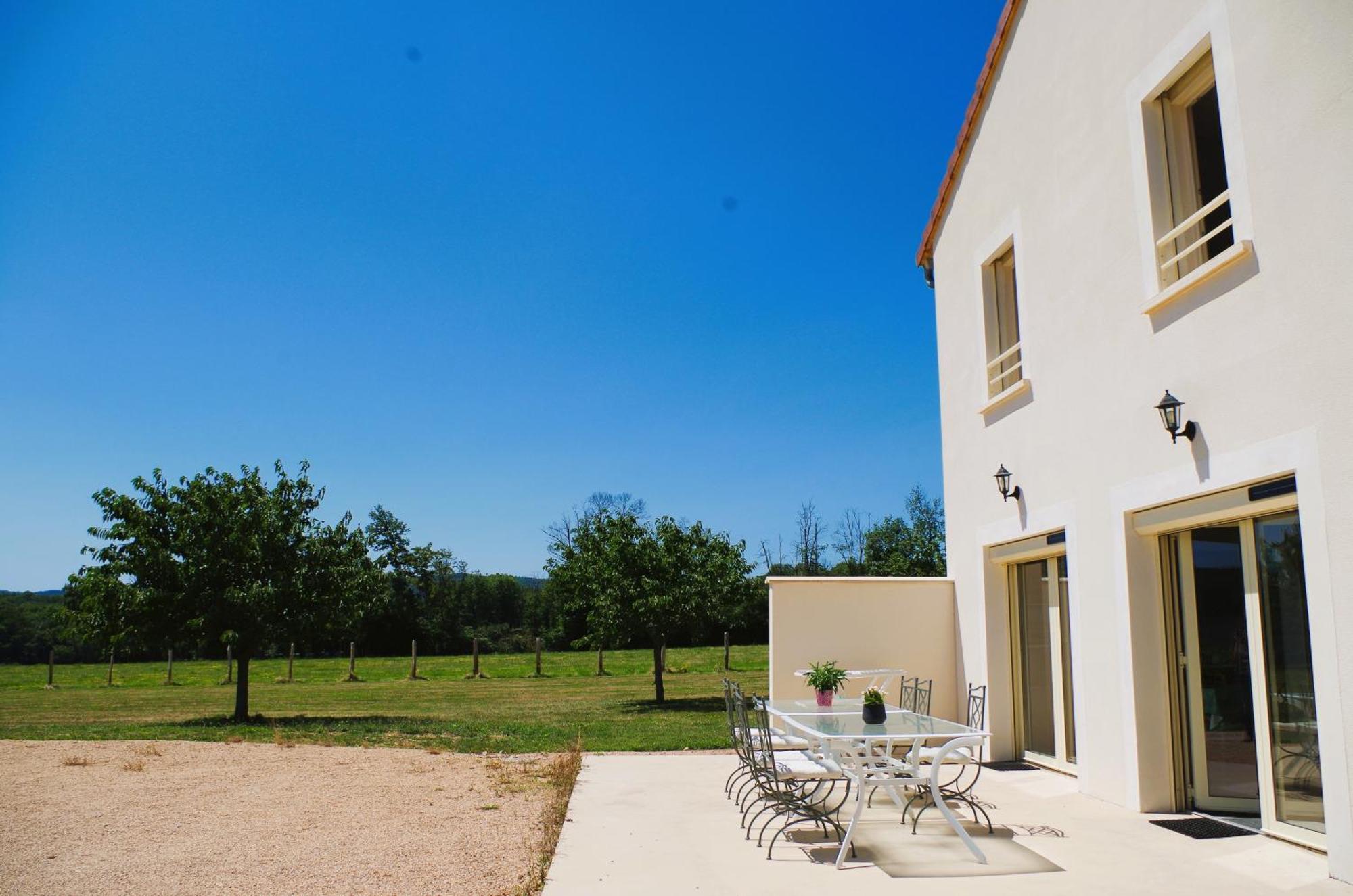 Domaine Joseph Lafarge Wine Resort Winemaker House La Maison Du Negociant Lugny Exterior foto